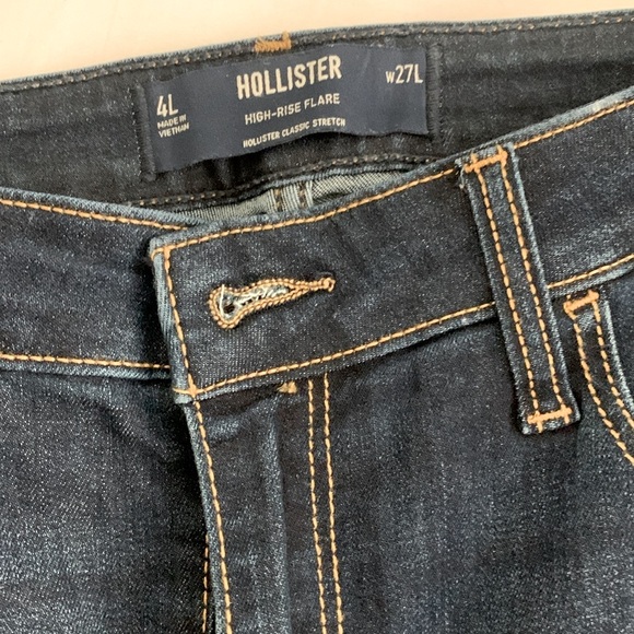 ₊˚⊹ ᰔ 𝑯𝒐𝒍𝒍𝒊𝒔𝒕𝒆𝒓 𝑭𝒍𝒂𝒓𝒆𝒅 𝑱𝒆𝒂𝒏𝒔 - Picture 3 of 6